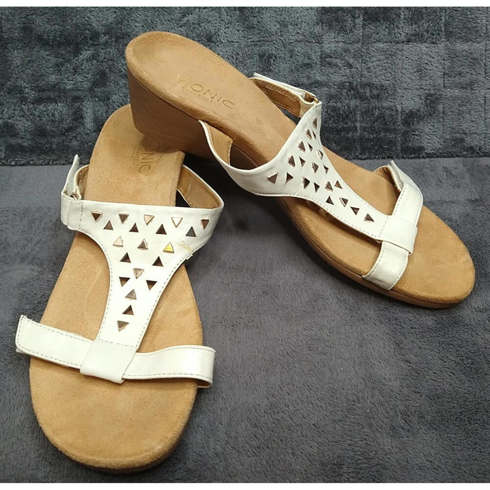 Vionic Women's 10 Maggie Studded Orthaheel Adjustable Slip On Wedge Sandals